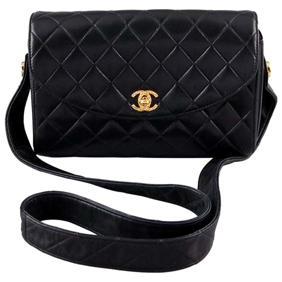 vintage chanel classic flap caviar small