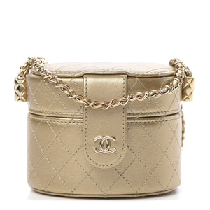 Chanel Pearl Strap Round Clutch with Chain Quilted Iridescent Lambskin at  1stDibs