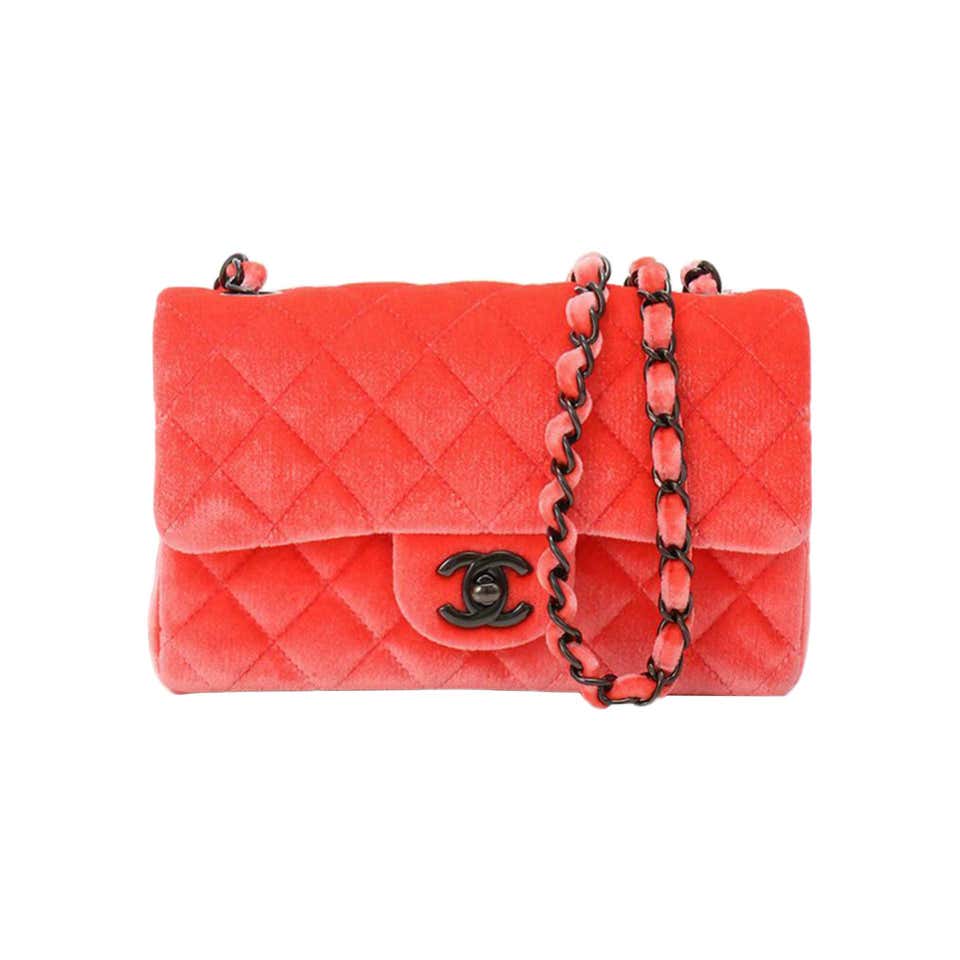 Chanel 2014 FW Rare Coral Velvet Chain Flap · INTO