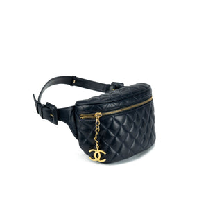 Chanel Navy Quilted Lambskin Vintage Fanny Pack