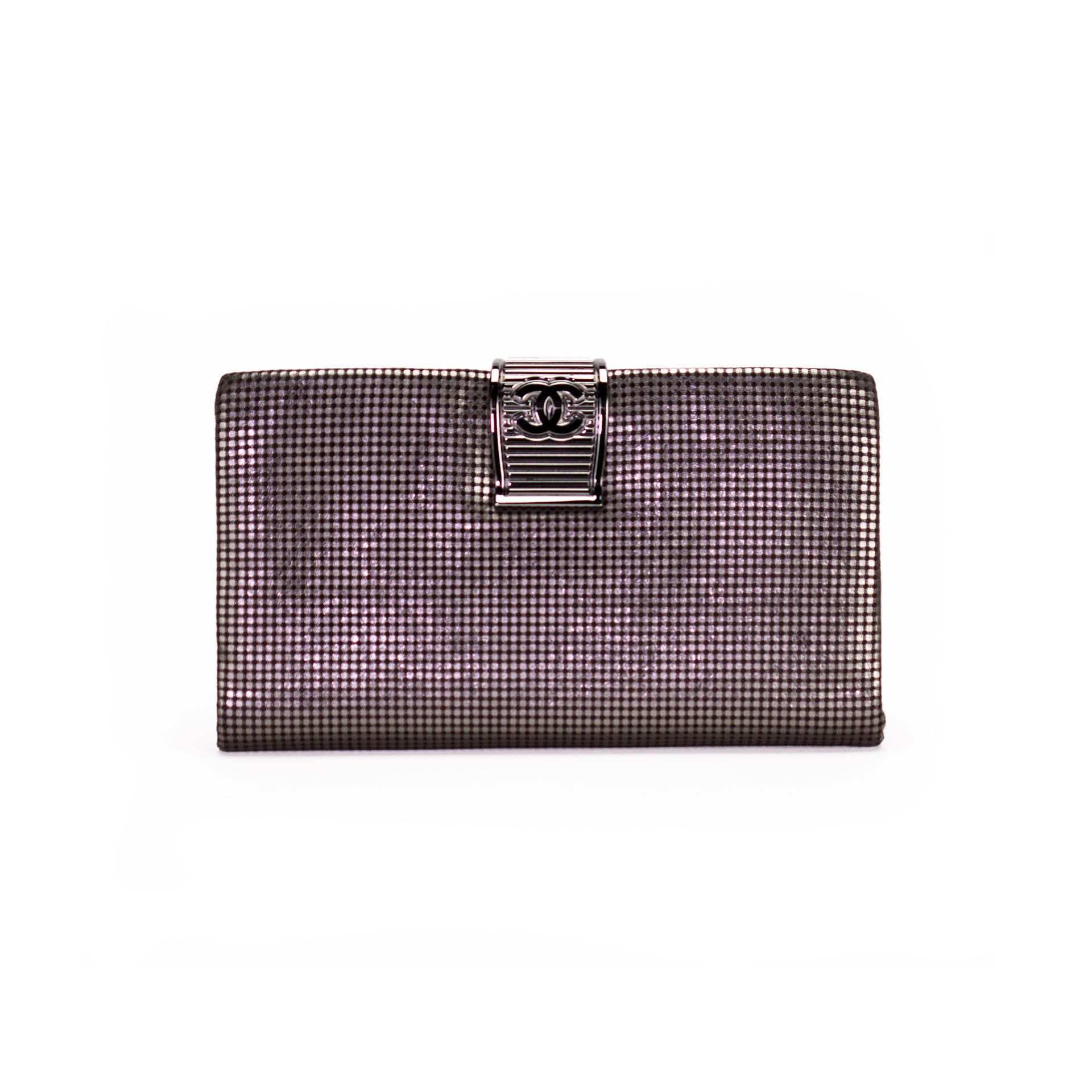 Clutch Silver Hardware Chanel Metallic Silver Leather Clasp W/Dust Cover  Handbag – Michael's Consignment NYC