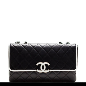 Chanel Black and White Lambskin Maxi Cruise Flap