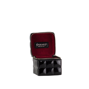 Chanel Casino Cubed Patent Dice Wrist Clutch – House of Carver