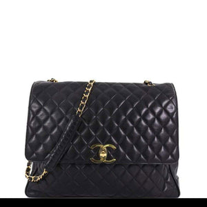 Chanel Vintage Burgundy Caviar Leather Cc Turn Lock Shoulder Bag