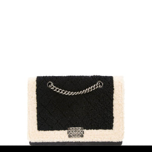 Chanel Black Felt Quilted Paris-Salzburg Metiers D'Art Embellished Old Medium  Boy Flap Bag Ruthenium Hardware, 2015 Available For Immediate Sale At  Sotheby's