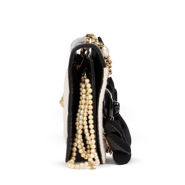 Chanel Chain Rare Vintage 90's Freshwater Pearl Black White Tweed Lambskin Shoulder Bag